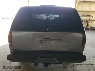 1996 Chevrolet Tahoe with VIN 3GNEK18R0TG147175, listed as a Copart auction lot 78721984 with 210,867 mi miles and Salvage Title. Bid and sale history available at carsss.com. Image 6.