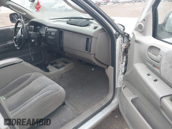 2002 Dodge Dakota SLT z VIN 1B7HG48N72S577296, wystawiony jako IAAI lot #41848637 z przebiegiem 133 777 mil mil oraz . Historia ofert i sprzedaży dostępna na DreamBid. Obrazek 5.