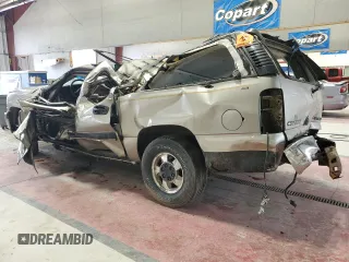 2001 Chevrolet Suburban LT with VIN 3GNFK16T01G190138, listed as a Copart auction lot 70755584 with 0 mi miles and Salvage Title. Bid and sale history available at carsss.com. Image 2.