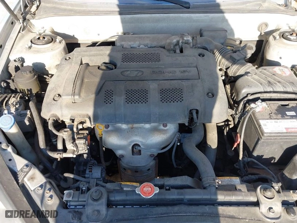 2008 Hyundai Tiburon GS with VIN KMHHM66D98U292591, listed as a IAAI auction lot 42021445 with 219,750 mi miles. Bid and sale history available at carsss.com. Image 10.