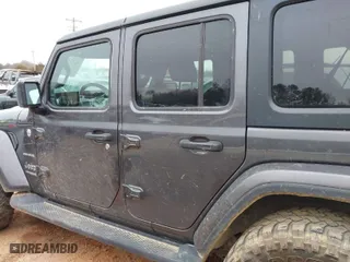 2020 Jeep Wrangler Unlimited North Edition with VIN 1C4HJXEN9LW269015, listed as a IAAI auction lot 41374546 with 87,322 mi miles. Bid and sale history available at carsss.com. Image 14.