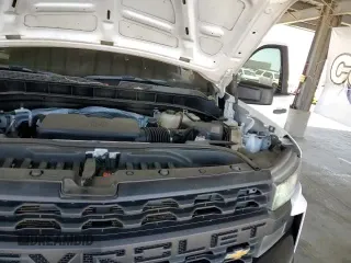 2021 Chevrolet Silverado 1500 Work Truck z VIN 3GCUYAEF6MG100263, wystawiony jako Copart lot #62026285 z przebiegiem 72 001 mil mil oraz Szkoda całkowita • Salvage title. Historia ofert i sprzedaży dostępna na DreamBid. Obrazek 16.