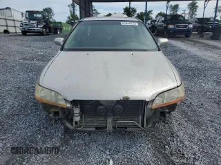 1998 Honda Accord LX with VIN 1HGCG5548WA156745, listed as a Copart auction lot 61944775 with 357,402 mi miles and Salvage title. Bid and sale history available at DreamBid. Image 5.
