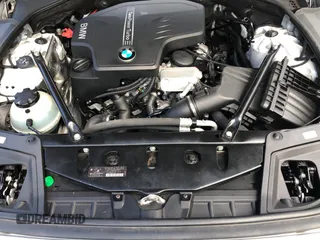 2013 BMW 5 Series 528i with VIN WBAXG5C5XDD233958, listed as a Copart auction lot 68722414 with 103,543 mi miles and . Bid and sale history available at carsss.com. Image 7.