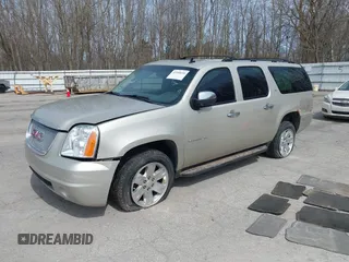 2014 GMC Yukon XL SLT with VIN 1GKS2KE71ER110308, listed as a IAAI auction lot 41940610 with 202,071 mi miles. Bid and sale history available at carsss.com. Image 17.