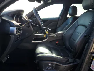 2019 Jaguar F-Pace 25t Prestige with VIN SADCK2GXXKA606848, listed as a Copart auction lot 50167335 with 34,758 mi miles and Salvage Title. Bid and sale history available at DreamBid. Image 7.