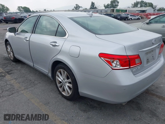 2010 Lexus ES 330 z VIN JTHBK1EG9A2386744, wystawiony jako IAAI lot #42378931 z przebiegiem 156 822 mil mil oraz . Historia ofert i sprzedaży dostępna na DreamBid. Obrazek 3.