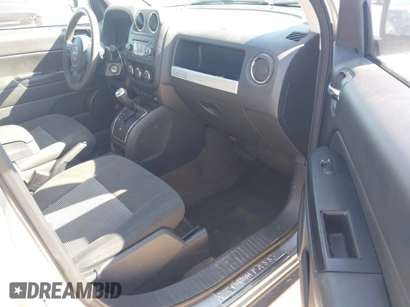 2016 Jeep Compass 75th Anniversary with VIN 1C4NJCBBXGD693892, listed as a IAAI auction lot 41651029 with 81,211 mi miles and . Bid and sale history available at DreamBid. Image 5.