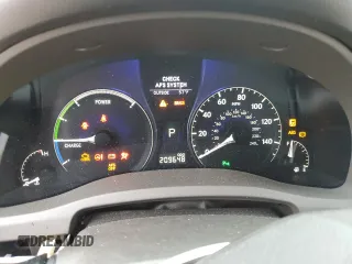 2010 Lexus RX 450h with VIN JTJBC1BA0A2400901, listed as a Copart auction lot 58485755 with 209,648 mi miles and Salvage title. Bid and sale history available at DreamBid. Image 9.