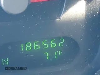 2003 Ford Explorer XLT z VIN 1FMZU73W33UC78274, wystawiony jako IAAI lot #41214346 z przebiegiem 186 562 mil mil oraz . Historia ofert i sprzedaży dostępna na DreamBid. Obrazek 7.