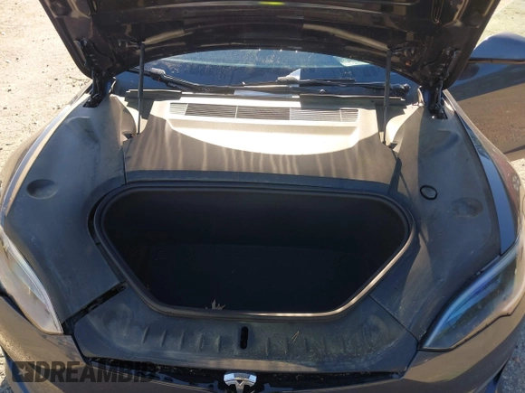 2022 Tesla Model S with VIN 5YJSA1E57NF479056, listed as a IAAI auction lot 42091009 with 78,272 mi miles and . Bid and sale history available at DreamBid. Image 10.