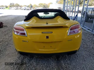 2008 Saturn Sky Red Line z VIN 1G8MF35XX8Y120130, wystawiony jako Copart lot #77553434 z przebiegiem 110 716 mil mil oraz Tytuł czysty. Historia ofert i sprzedaży dostępna na DreamBid. Obrazek 6.