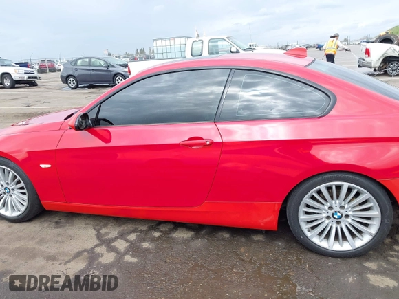 2009 BMW 3 Series 328i with VIN WBAWV13559P122024, listed as a IAAI auction lot 41783065 with 236,193 mi miles and . Bid and sale history available at DreamBid. Image 14.