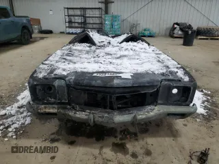 1971 Chevrolet Monte Carlo z VIN 138571B217761, wystawiony jako Copart lot #45581885 z przebiegiem Nie podano mil oraz Nie do naprawy. Historia ofert i sprzedaży dostępna na DreamBid. Obrazek 5.