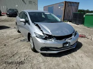 2015 Honda Civic LX z VIN 19XFB2F50FE040002, wystawiony jako Copart lot #57874295 z przebiegiem 174 697 mil mil oraz Czysty tytuł • Clean title. Historia ofert i sprzedaży dostępna na DreamBid. Obrazek 13.