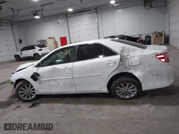 2014 Toyota Camry L with VIN 4T1BF1FK4EU734657, listed as a IAAI auction lot 41963449 with 167,826 mi miles. Bid and sale history available at carsss.com. Image 14.