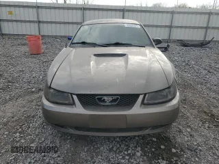 2002 Ford Mustang Standard with VIN 1FAFP40492F156768, listed as a Copart auction lot 43020335 with 207,524 mi miles and Salvage Title. Bid and sale history available at carsss.com. Image 5.