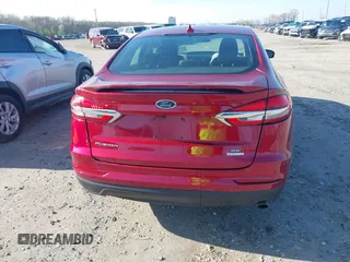 2019 Ford Fusion SE with VIN 3FA6P0HD1KR166565, listed as a IAAI auction lot 41961294 with 99,355 mi miles. Bid and sale history available at carsss.com. Image 15.
