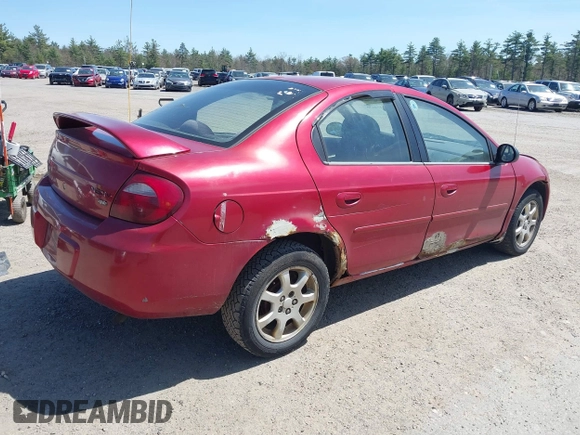 2005 Dodge Neon SXT with VIN 1B3ES56C95D266052, listed as a IAAI auction lot 42154635 with 130,744 mi miles and . Bid and sale history available at carsss.com. Image 4.