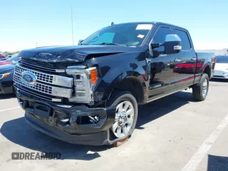 2019 Ford F-250 XL with VIN 1FT7W2BT8KEE12964, listed as a IAAI auction lot 42543409 with 111,250 mi miles and . Bid and sale history available at DreamBid. Image 17.