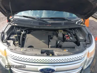 2014 Ford Explorer XLT with VIN 1FM5K7D80EGB07410, listed as a IAAI auction lot 41954378 with 194,485 mi miles and . Bid and sale history available at carsss.com. Image 10.