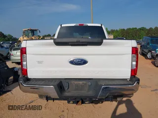 2019 Ford F-250 XL z VIN 1FT7W2BT4KEE35979, wystawiony jako IAAI lot #42140207 z przebiegiem 87 519 mil mil oraz . Historia ofert i sprzedaży dostępna na DreamBid. Obrazek 17.