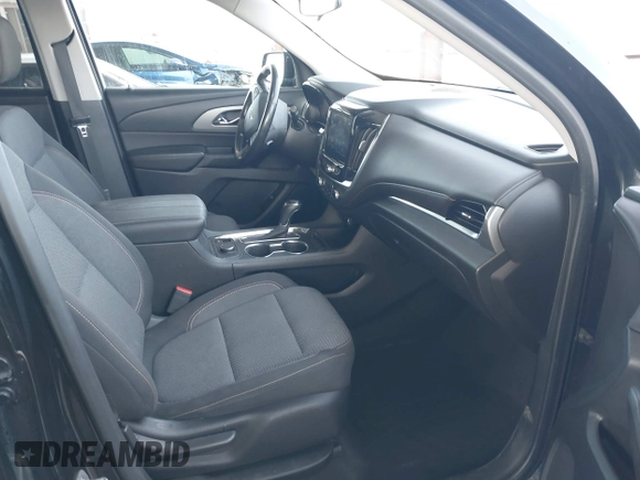 2019 Chevrolet Traverse LT Cloth with VIN 1GNERGKW2KJ171732, listed as a IAAI auction lot 41829703 with 76,168 mi miles. Bid and sale history available at carsss.com. Image 5.