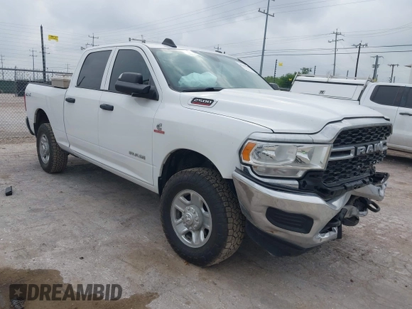 2022 Ram 2500 Tradesman with VIN 3C6UR5CL3NG130973, listed as a IAAI auction lot 42159421 with 156,800 mi miles. Bid and sale history available at carsss.com. Image 1.