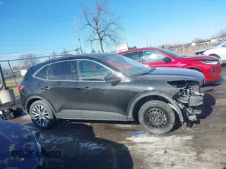 2021 Ford Escape Titanium с VIN 1FMCU9J90MUB23259, выставлен на аукционе IAAI как лот 41535706 с пробегом 100 664 миль миль и . История ставок и продаж доступна на DreamBid. Изображение 13.