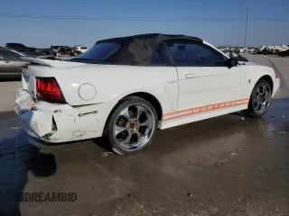 2000 Ford Mustang with VIN 1FAFP4447YF165830, listed as a Copart auction lot 48740405 with 217,792 mi miles and Salvage Title. Bid and sale history available at carsss.com. Image 3.