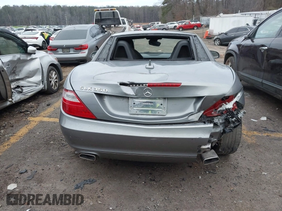 2012 Mercedes-Benz SLK 350 с VIN WDDPK5HA1CF007243, выставлен на аукционе IAAI как лот 41313121 с пробегом 137 538 миль миль и . История ставок и продаж доступна на DreamBid. Изображение 16.