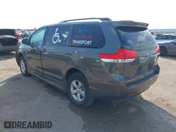 2012 Toyota Sienna LE AAS с VIN 5TDKK3DC4CS223135, выставлен на аукционе IAAI как лот 41523790 с пробегом 301 215 миль миль и . История ставок и продаж доступна на DreamBid. Изображение 3.