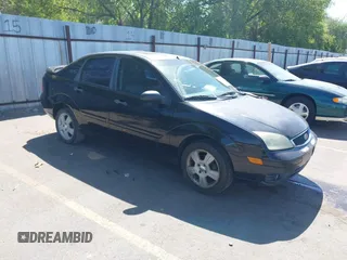 2007 Ford Focus S with VIN 1FAFP34N47W313952, listed as a IAAI auction lot 42799614 with 247,541 mi miles and . Bid and sale history available at DreamBid. Image 1.