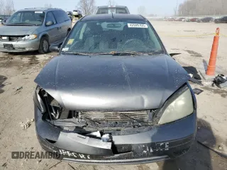 2007 Ford Focus S with VIN 1FAFP31N77W107271, listed as a Copart auction lot 42599705 with 175,692 mi miles and Clean Title. Bid and sale history available at DreamBid. Image 5.