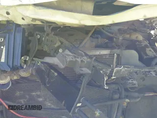 2012 Ford F-250 XL с VIN 1FT7X2B6XCEA05589, выставлен на аукционе IAAI как лот 43428997 с пробегом 170 358 миль миль и . История ставок и продаж доступна на DreamBid. Изображение 24.