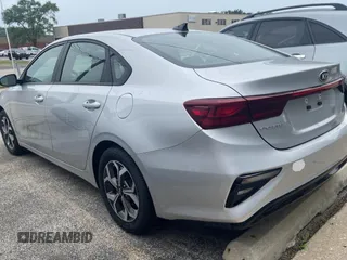 2019 Kia Forte LXS with VIN 3KPF24AD1KE106772, listed as a Copart auction lot 64288275 with 36,832 mi miles and Clean title. Bid and sale history available at DreamBid. Image 3.