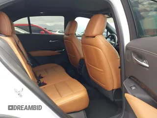 2022 Cadillac XT4 FWD Sport with VIN 1GYFZER44NF164899, listed as a IAAI auction lot 42152554 with 8,058 mi miles and . Bid and sale history available at carsss.com. Image 8.