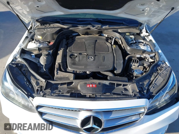 2014 Mercedes-Benz E 350 Sport z VIN WDDHF5KB6EB016413, wystawiony jako IAAI lot #40893617 z przebiegiem 151 112 mil mil oraz . Historia ofert i sprzedaży dostępna na DreamBid. Obrazek 10.