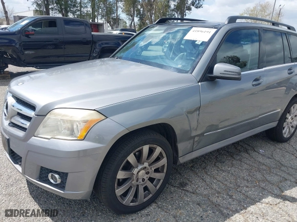 2011 Mercedes-Benz GLK-Class GLK 350 with VIN WDCGG5GBXBF557958, listed as a IAAI auction lot 41896191 with 129,257 mi miles. Bid and sale history available at carsss.com. Image 6.