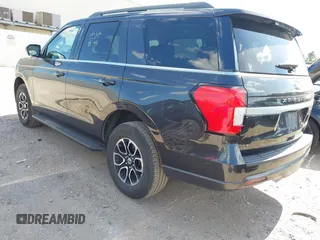 2024 Ford Expedition XLT with VIN 1FMJU1J82REA54818, listed as a IAAI auction lot 42785765 with 33,983 mi miles and . Bid and sale history available at DreamBid. Image 3.