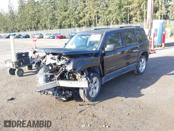 2011 Jeep Patriot Sport z VIN 1J4NT1GA6BD203899, wystawiony jako IAAI lot #41978150 z przebiegiem Nie podano mil oraz . Historia ofert i sprzedaży dostępna na DreamBid. Obrazek 2.