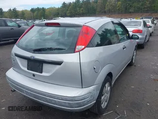 2007 Ford Focus S with VIN 1FAHP31N27W252727, listed as a IAAI auction lot 42194199 with 25,581 mi miles and . Bid and sale history available at carsss.com. Image 4.