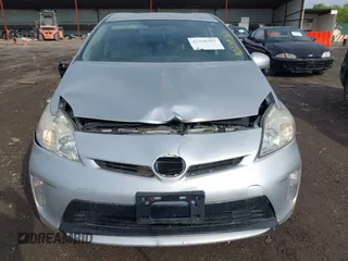 2014 Toyota Prius Four z VIN JTDKN3DU4E0374319, wystawiony jako IAAI lot #42238367 z przebiegiem 186 040 mil mil oraz . Historia ofert i sprzedaży dostępna na DreamBid. Obrazek 12.