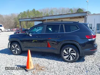2024 Volkswagen Atlas SE with VIN 1V2JR2CA5RC532574, listed as a IAAI auction lot 41640988 with 24,048 mi miles and . Bid and sale history available at DreamBid. Image 14.
