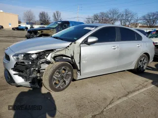 2021 Kia Forte LXS with VIN 3KPF24AD9ME290720, listed as a Copart auction lot 44442265 with 56,756 mi miles and Salvage title. Bid and sale history available at DreamBid. Image 1.