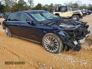 2019 Genesis G90 3.3T Premium with VIN KMTF34JA2KU056535, listed as a Copart auction lot 88347195 with 0 mi miles and Salvage Title. Bid and sale history available at carsss.com. Image 4.