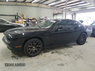 2016 Dodge Challenger R/T Plus z VIN 2C3CDZBT3GH120205, wystawiony jako Copart lot #58414885 z przebiegiem 118 743 mil mil oraz Szkoda całkowita • Salvage title. Historia ofert i sprzedaży dostępna na DreamBid. Obrazek 1.
