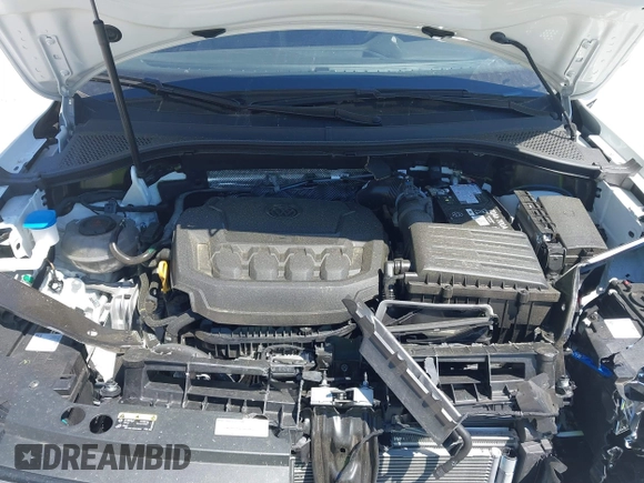 2024 Volkswagen Tiguan SE with VIN 3VVNB7AX2RM022579, listed as a IAAI auction lot 41819850 with 8,651 mi miles and . Bid and sale history available at DreamBid. Image 10.