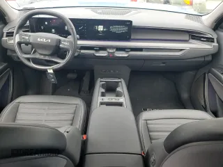 2024 Kia EV9 Land with VIN KNDADFS56R6027783, listed as a Copart auction lot 79559534 with 2,713 mi miles and Salvage Title. Bid and sale history available at carsss.com. Image 8.