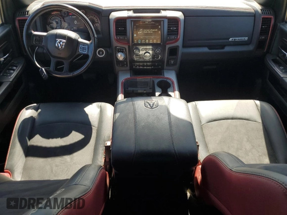 2017 Ram 1500 Rebel z VIN 1C6RR7YT4HS531035, wystawiony jako Copart lot #57652345 z przebiegiem 130 013 mil mil oraz Czysty tytuł • Clean title. Historia ofert i sprzedaży dostępna na DreamBid. Obrazek 8.